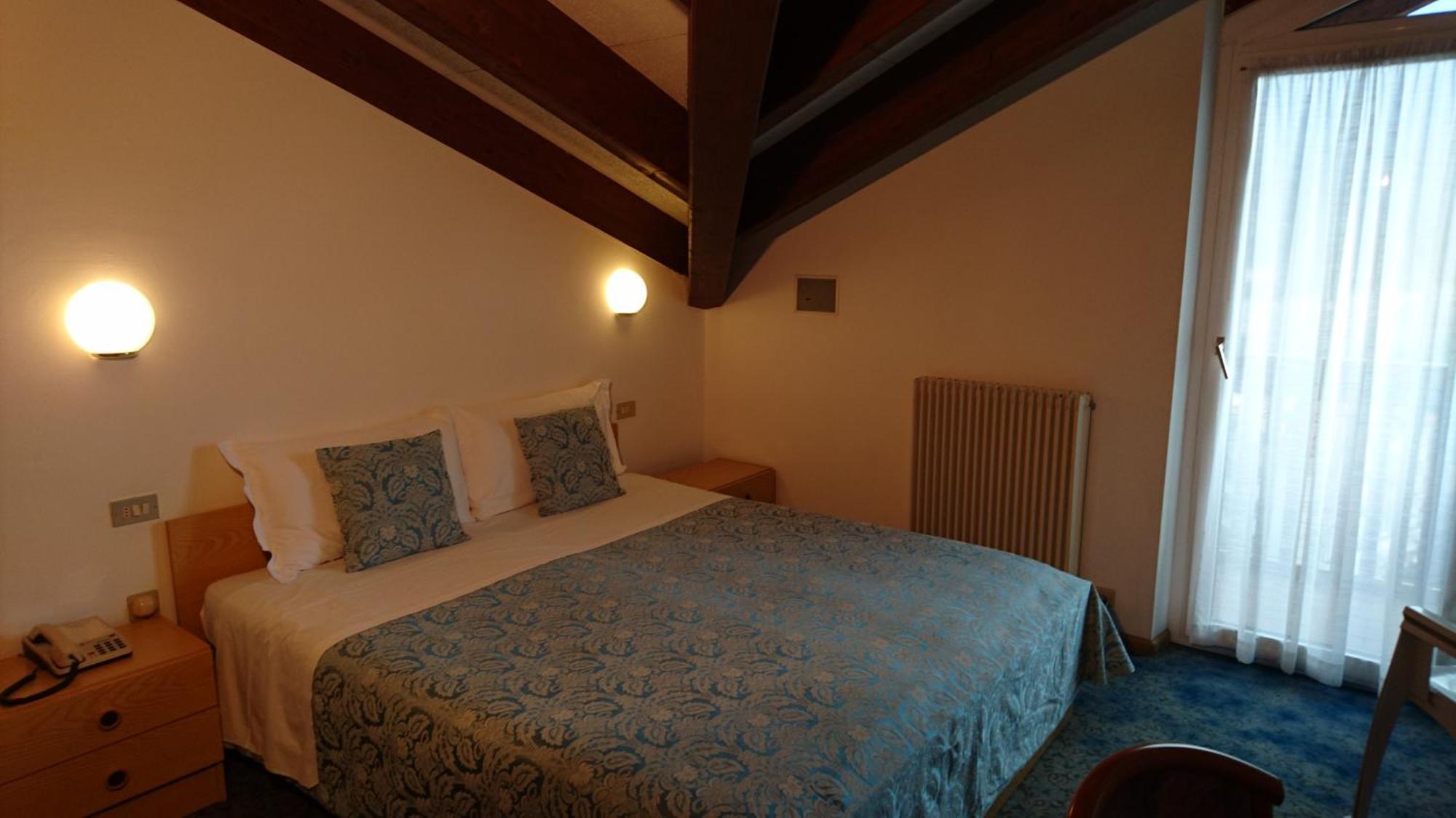 Albergo Stella Alpina Molveno Esterno foto